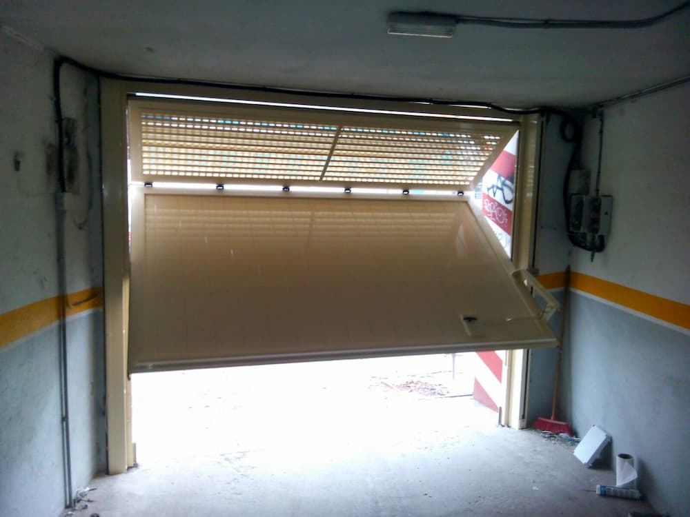 Motor Puerta garaje basculante / Motores para Puertas Basculantes