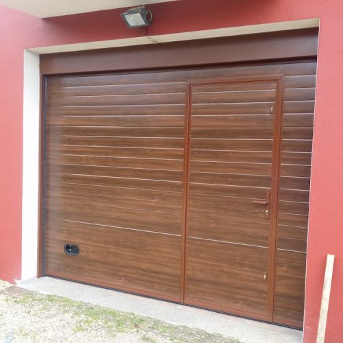 puerta-automatica-seccional-efecto-madera-1