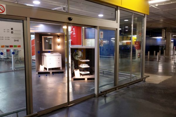 puerta-automatica-corredera-cristal-con-precerco puerta-automatica-corredera-cristal-con-precerco